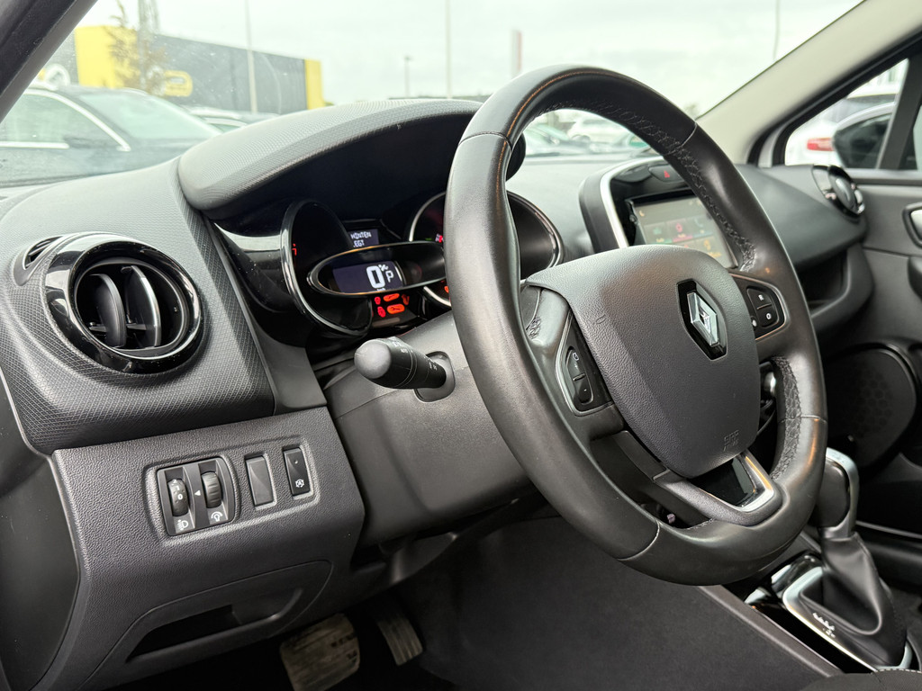 Renault Clio (H887JT) met abonnement