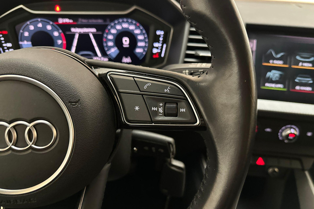 Audi A1 (J118HL) met abonnement