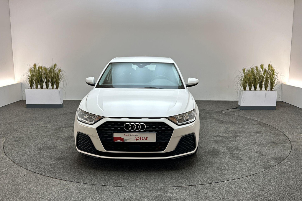 Audi A1 (J118HL) met abonnement