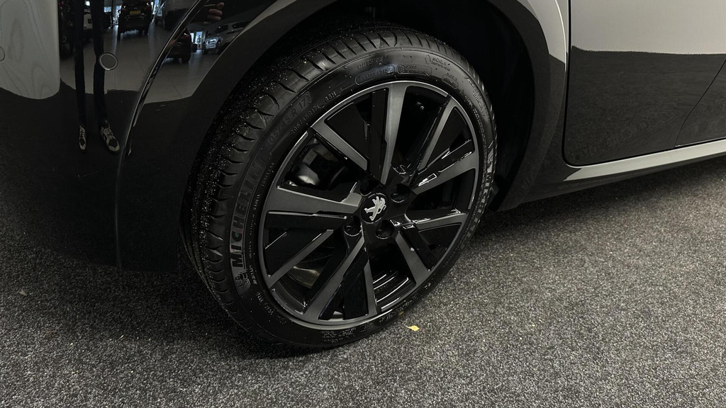 Peugeot 208 (L305XG) met abonnement