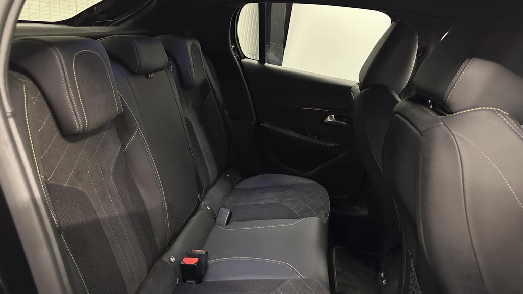 Peugeot 208 (L305XG) met abonnement