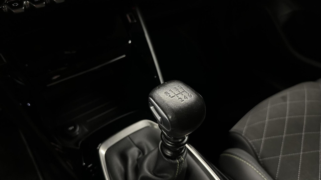 Peugeot 208 (L305XG) met abonnement