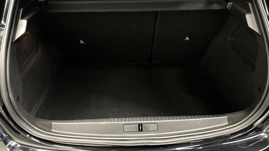 Peugeot 208 (L305XG) met abonnement