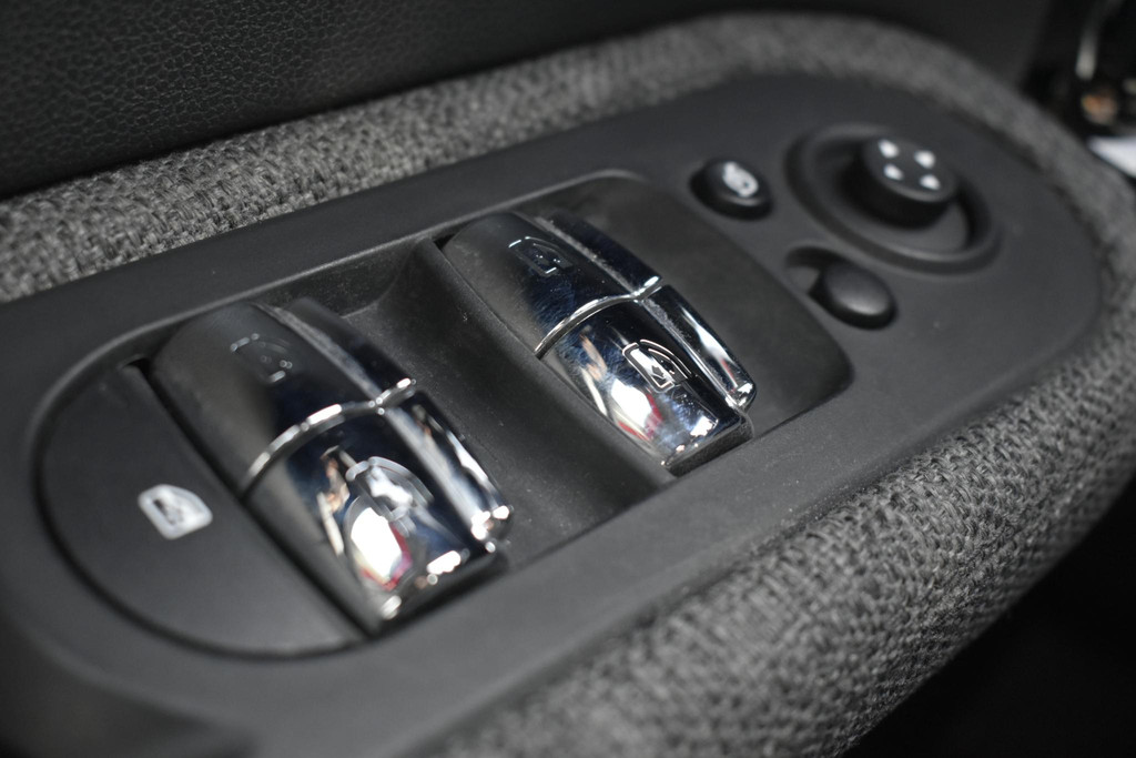 MINI Countryman (JFZ27Z) met abonnement