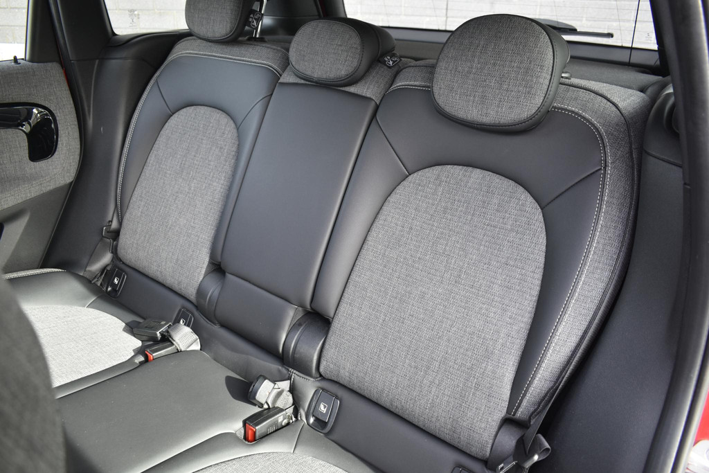 MINI Countryman (JFZ27Z) met abonnement