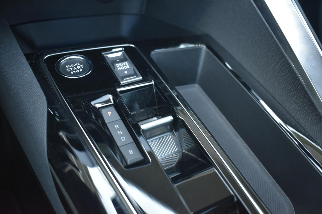 Peugeot 3008 (JFX65J) met abonnement