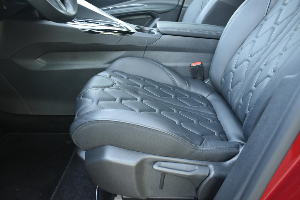 Peugeot 3008 (JFX65J) met abonnement