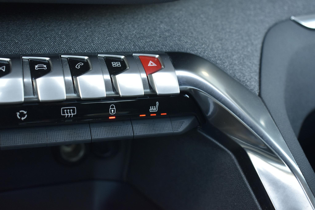 Peugeot 3008 (JFX65J) met abonnement