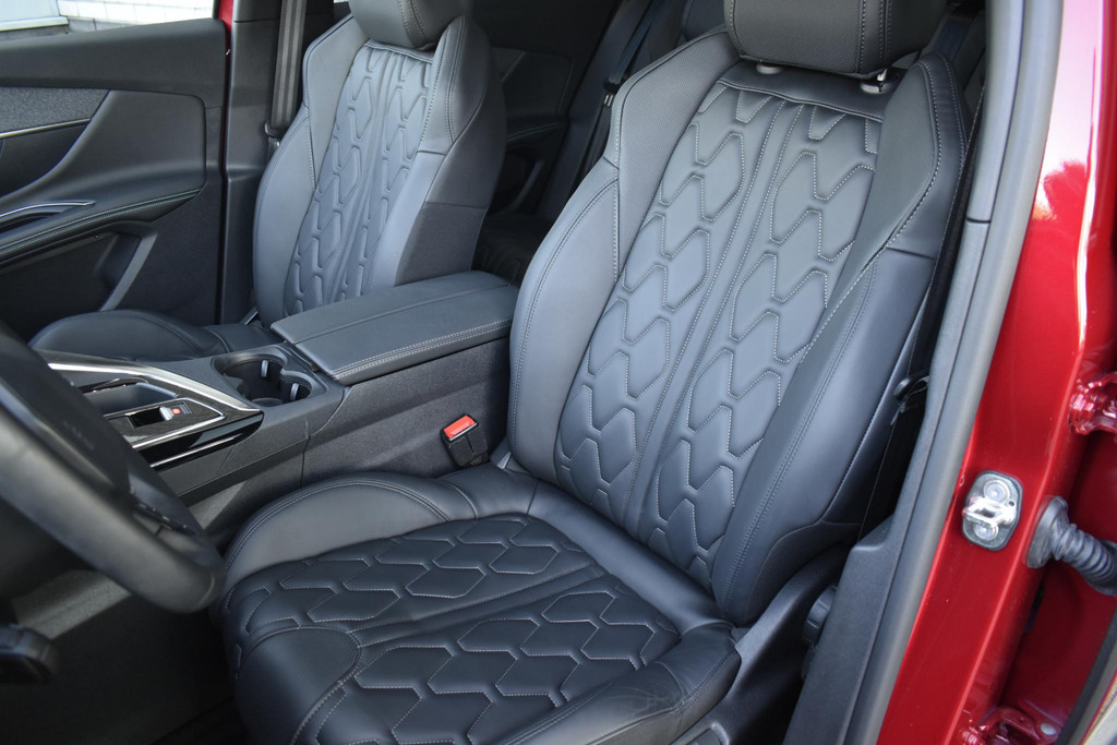 Peugeot 3008 (JFX65J) met abonnement