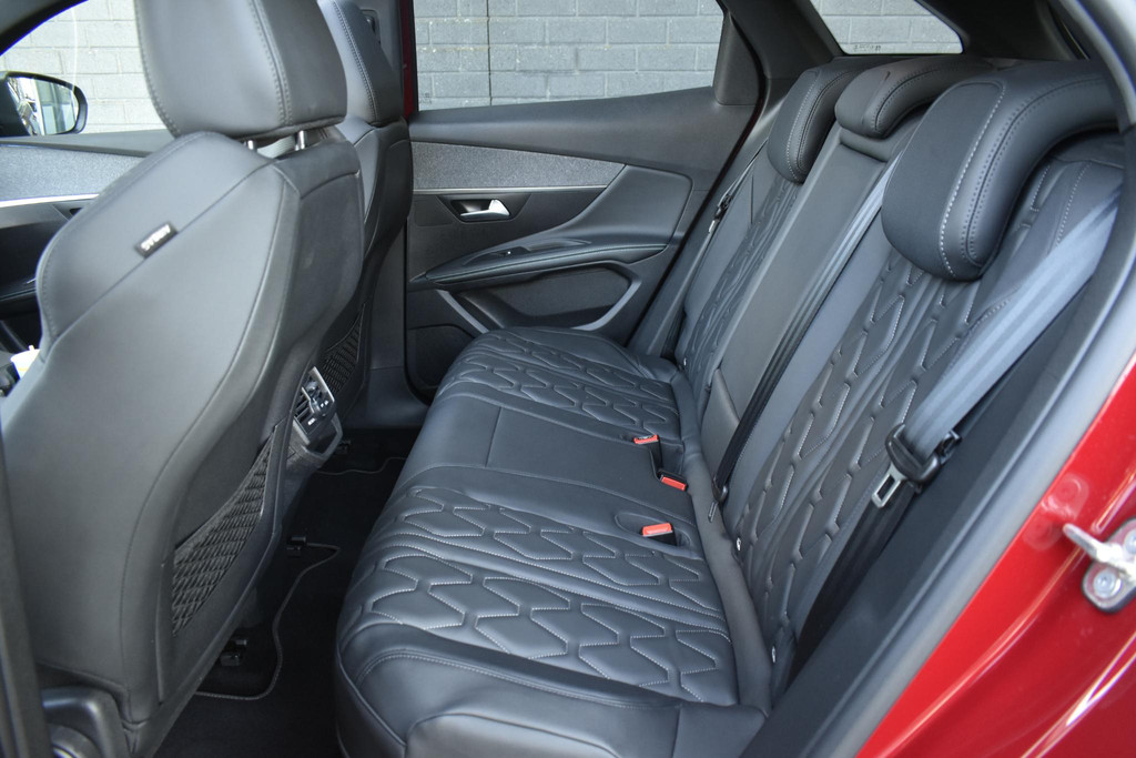 Peugeot 3008 (JFX65J) met abonnement