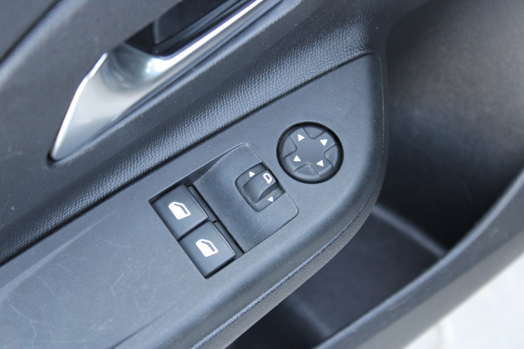 Opel Corsa (R836XP) met abonnement