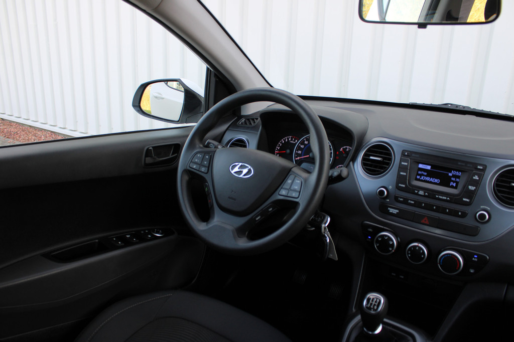 Hyundai i10 (ZH021Z) met abonnement