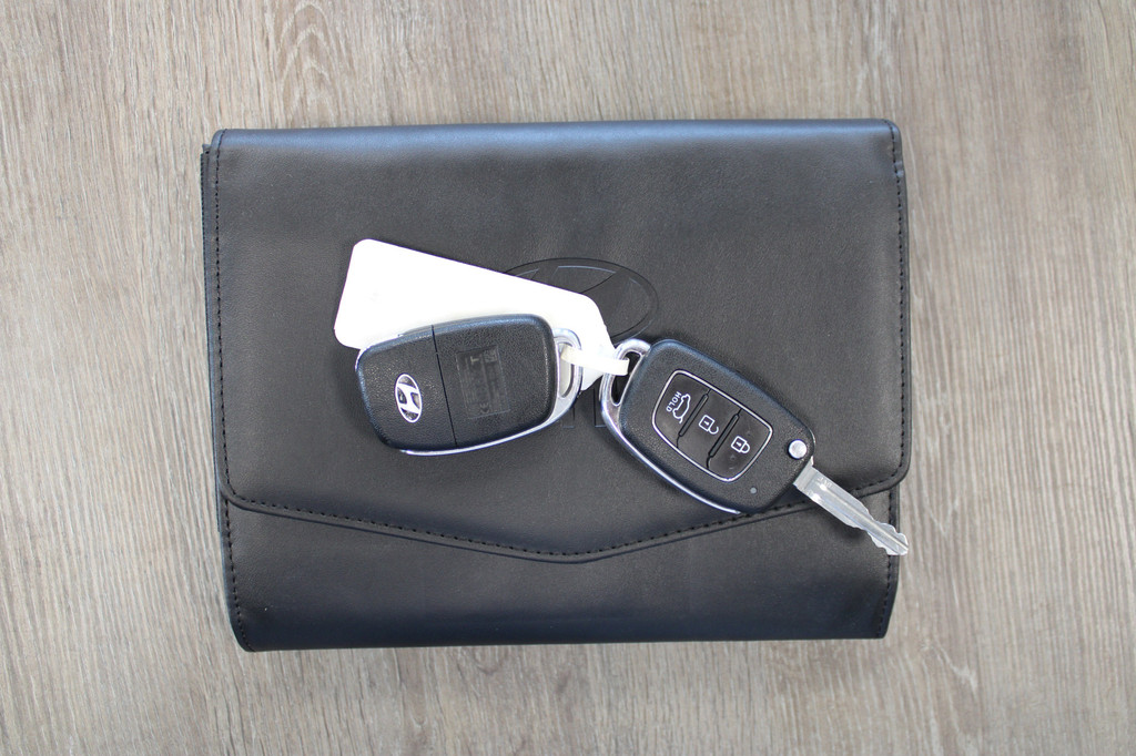 Hyundai i10 (ZH021Z) met abonnement