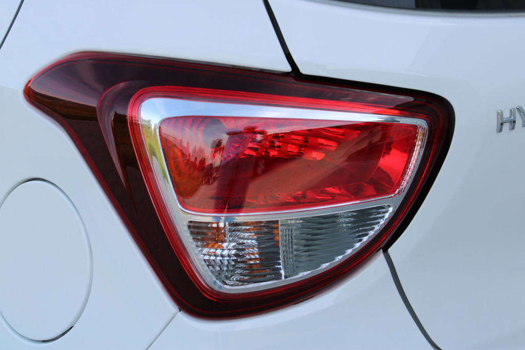 Hyundai i10 (ZH021Z) met abonnement