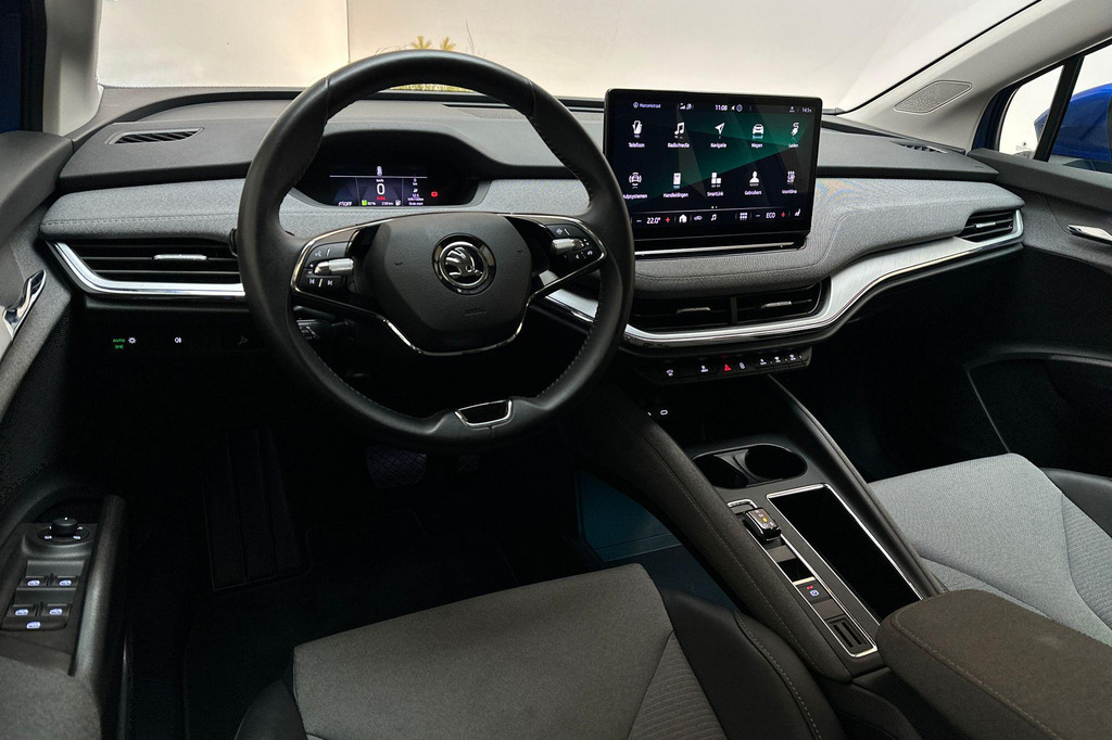 ŠKODA ENYAQ iV (S996NG) met abonnement