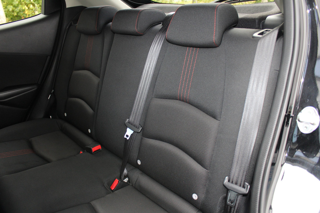 Mazda 2 (JGF49V) met abonnement