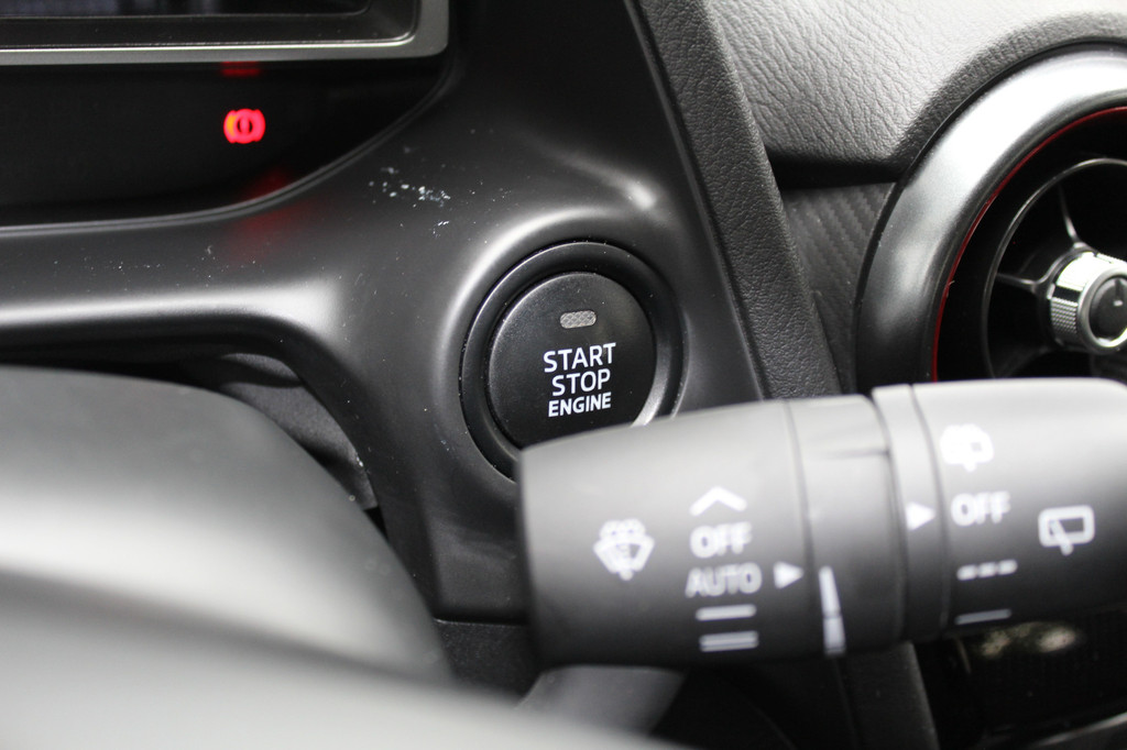 Mazda 2 (JGF49V) met abonnement