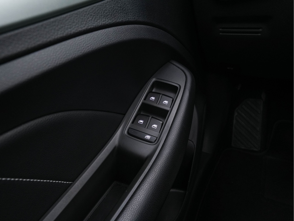 MG ZS-EV (J710KJ) met abonnement