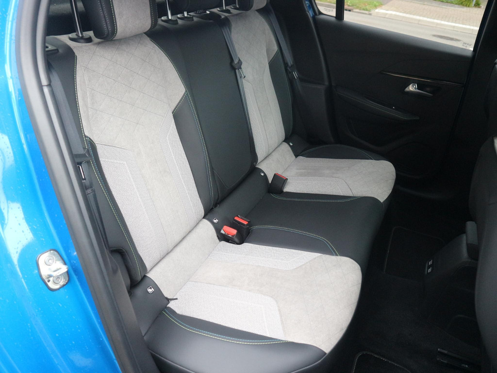 Peugeot 208 (L849PH) met abonnement