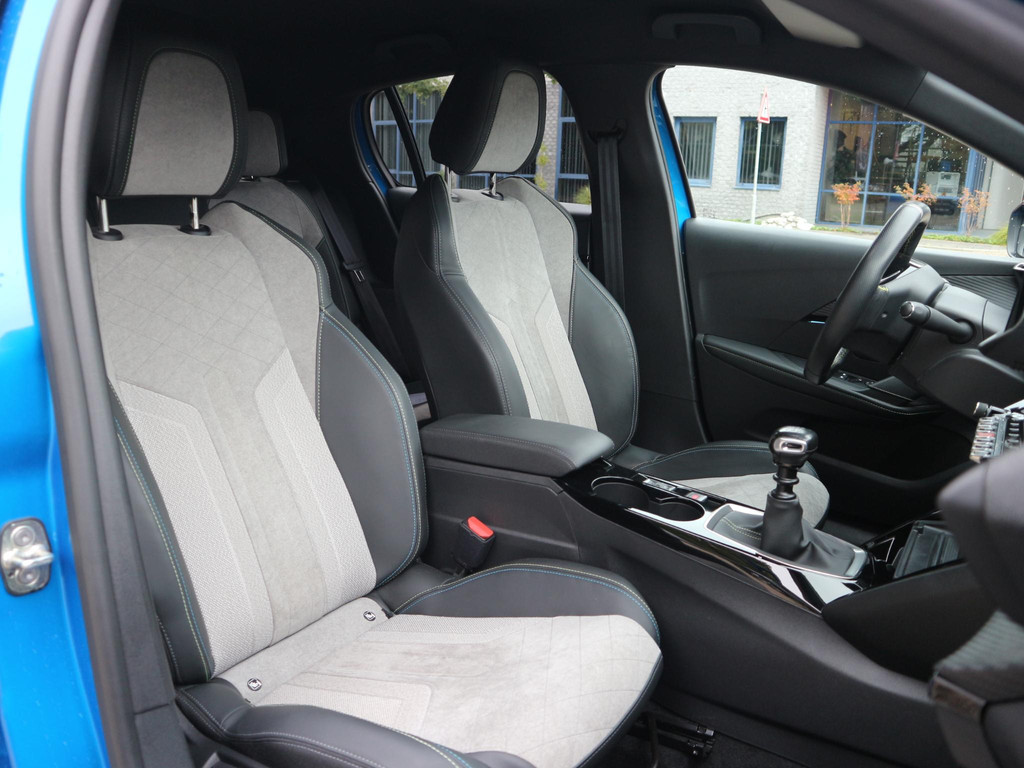 Peugeot 208 (L849PH) met abonnement