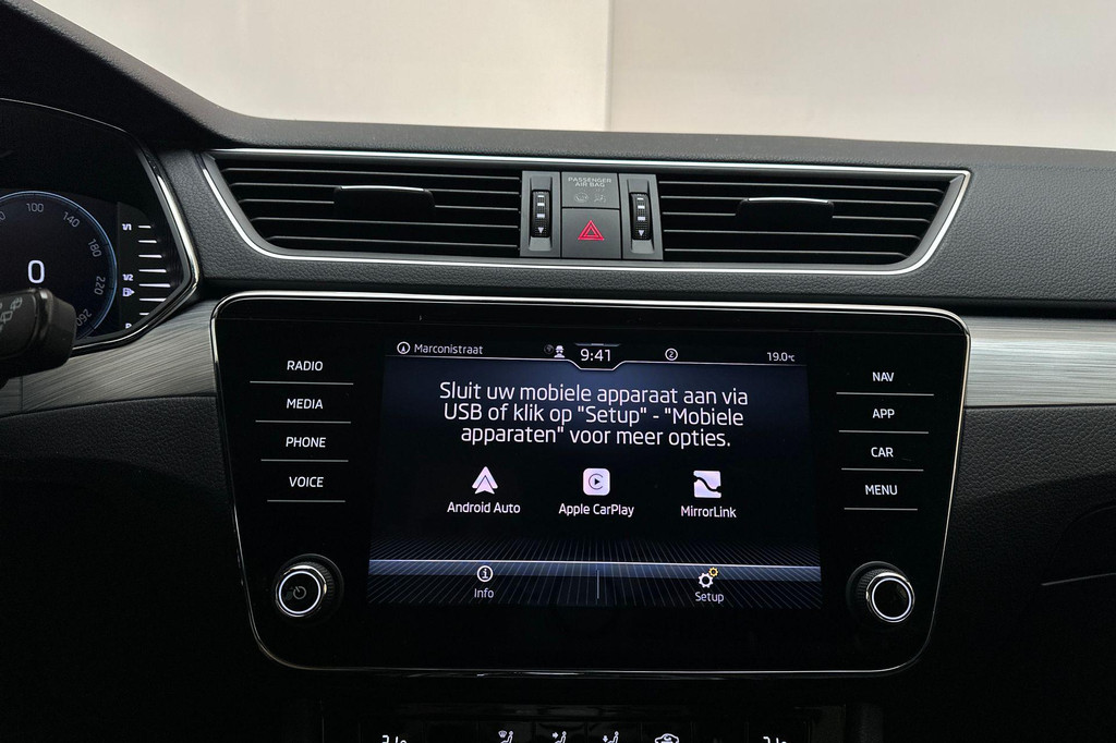 ŠKODA Superb (T718RK) met abonnement