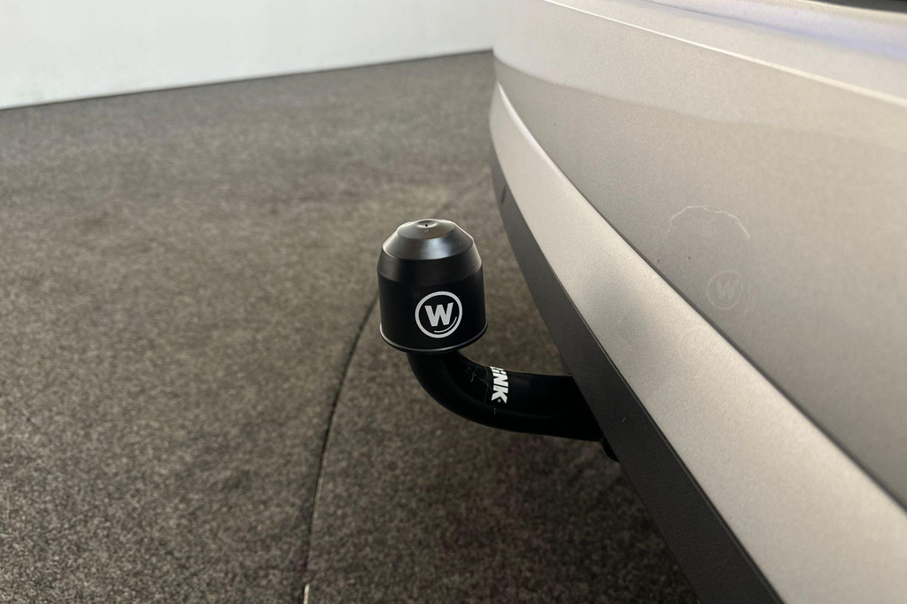 ŠKODA Superb (T718RK) met abonnement