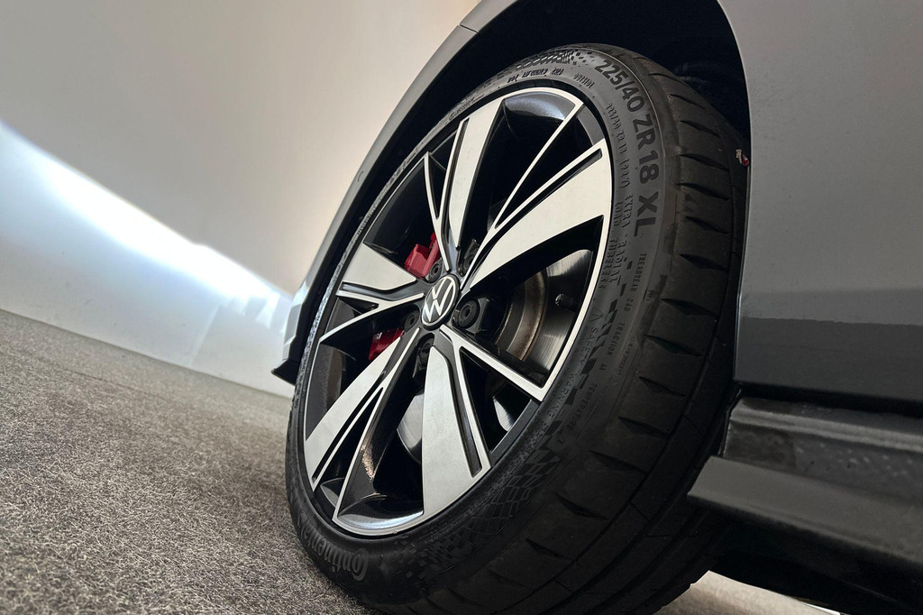 Volkswagen Golf GTE (JFT39V) met abonnement