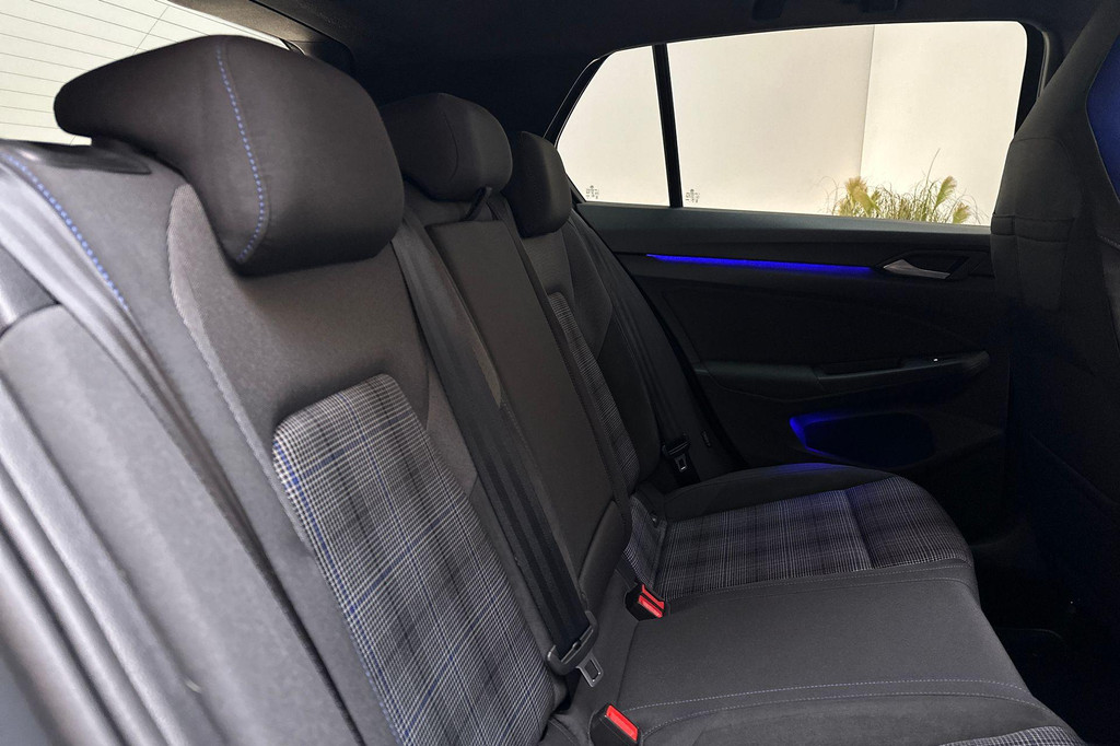 Volkswagen Golf GTE (JFT39V) met abonnement