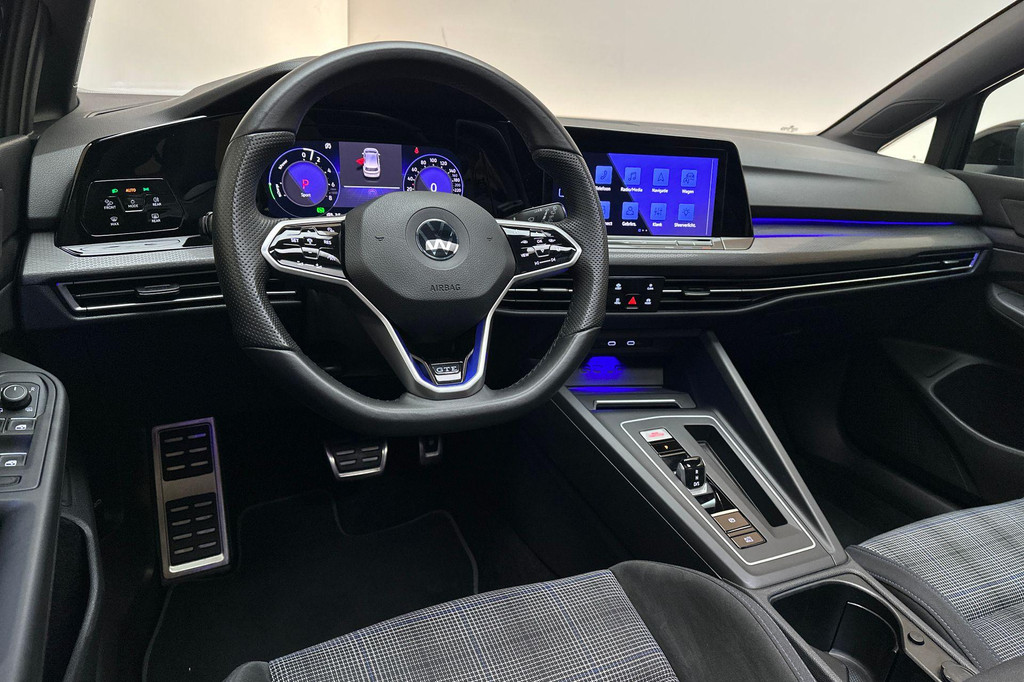 Volkswagen Golf GTE (JFT39V) met abonnement