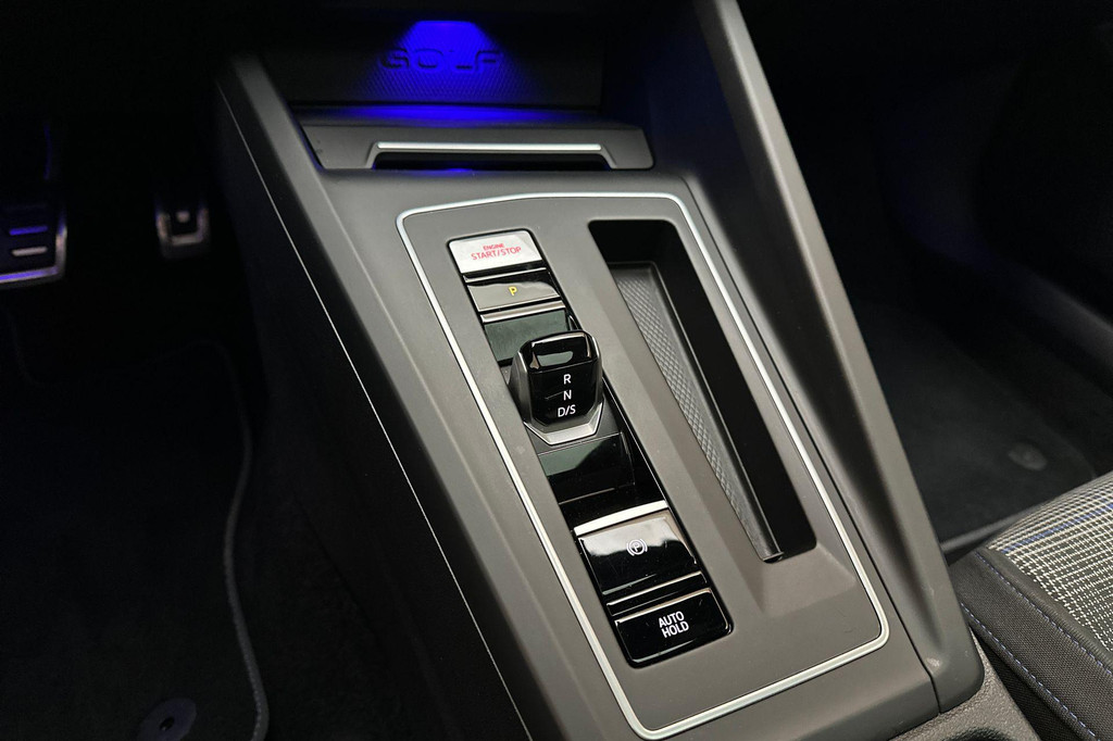 Volkswagen Golf GTE (JFT39V) met abonnement