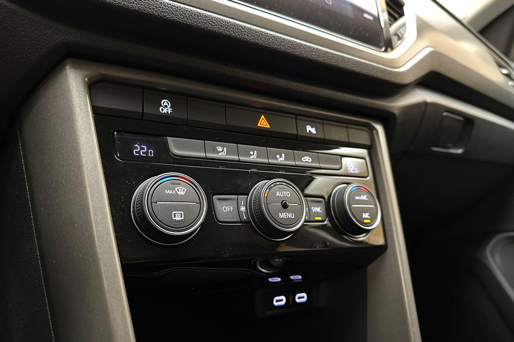 Volkswagen T-Roc (L235VR) met abonnement