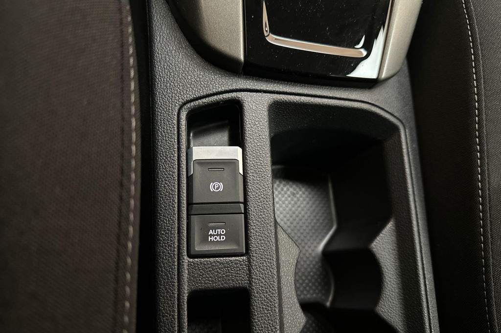 Volkswagen T-Roc (L235VR) met abonnement