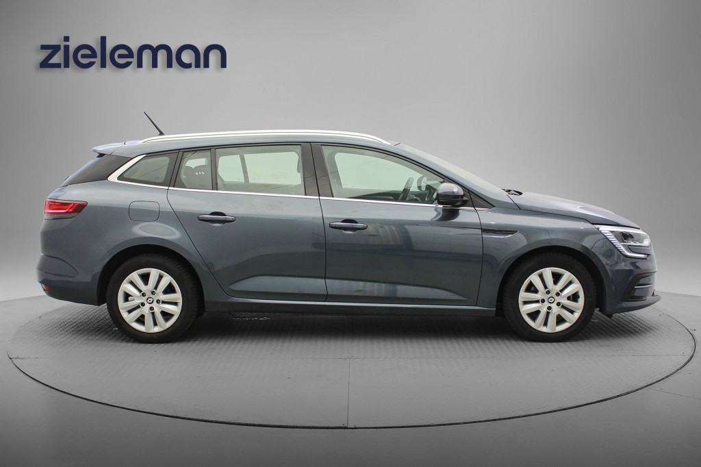 Renault MEGANE Estate (T062ZG) met abonnement