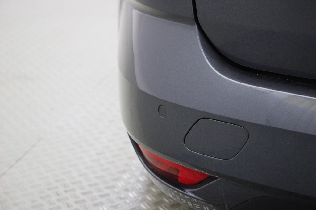 Renault MEGANE Estate (T062ZG) met abonnement