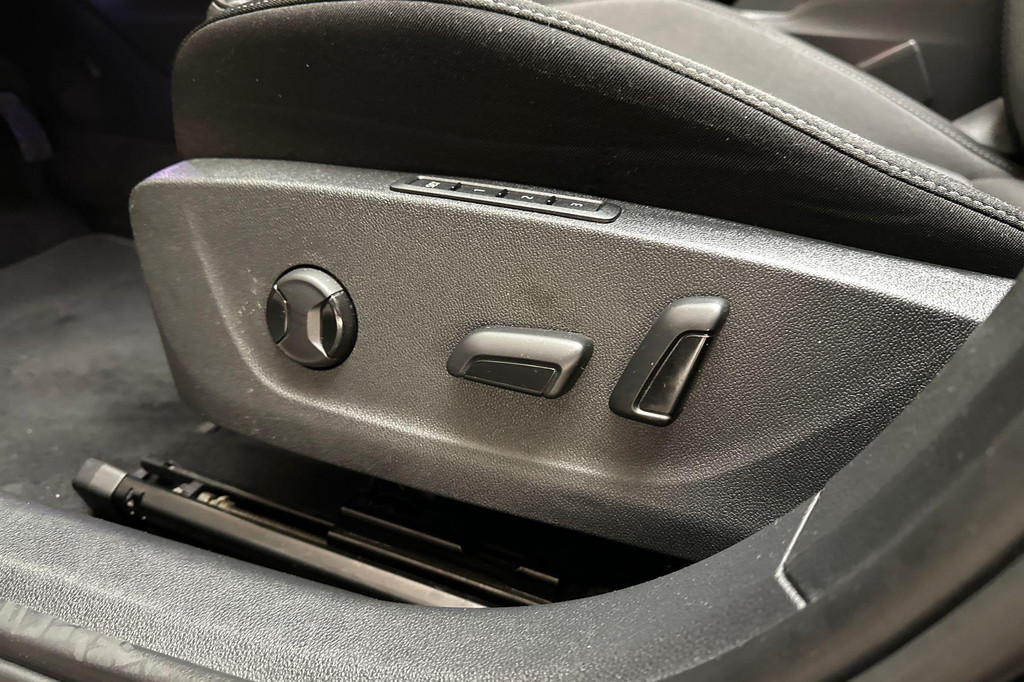 ŠKODA Octavia (JFR45P) met abonnement