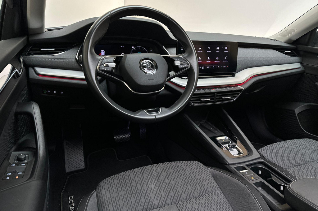 ŠKODA Octavia (JFR45P) met abonnement