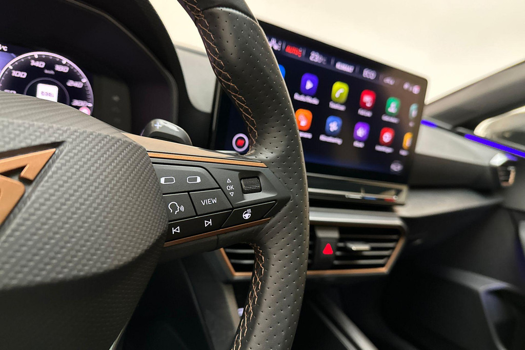 CUPRA Leon Sportstourer (HVV21L) met abonnement