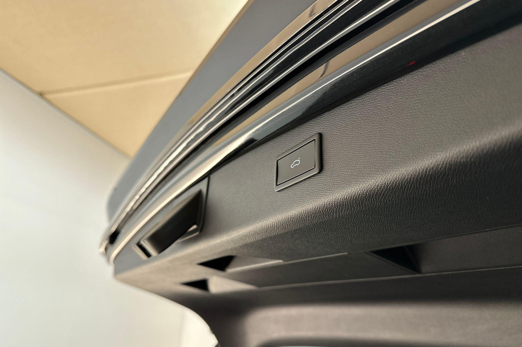 CUPRA Leon Sportstourer (HVV21L) met abonnement