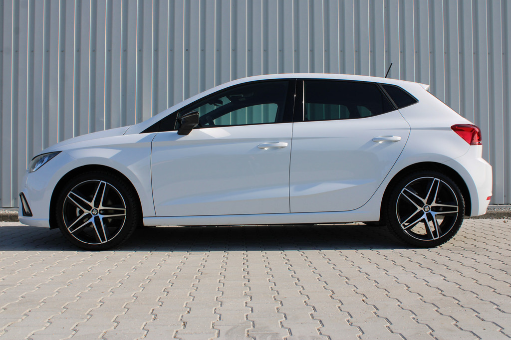 Seat Ibiza (L916NX) met abonnement