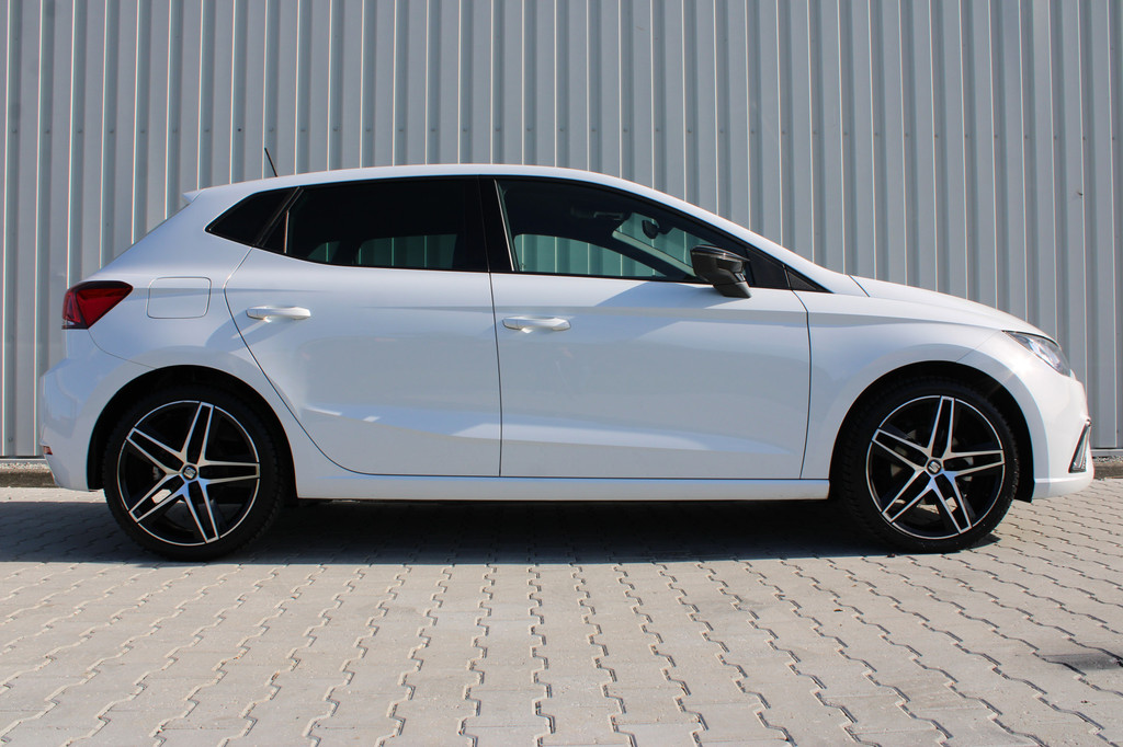 Seat Ibiza (L916NX) met abonnement
