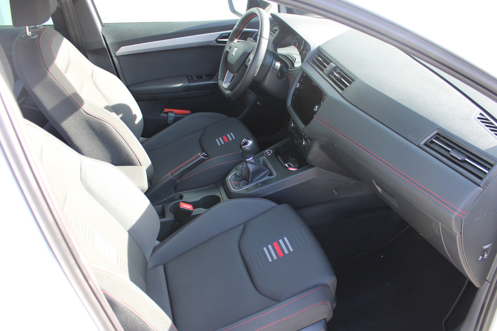 Seat Ibiza (L916NX) met abonnement