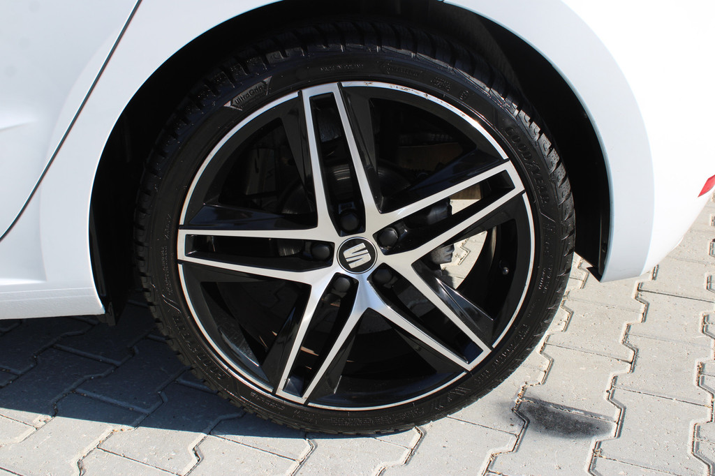 Seat Ibiza (L916NX) met abonnement