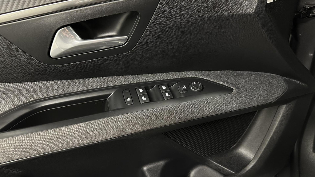 Peugeot 5008 (S798FD) met abonnement