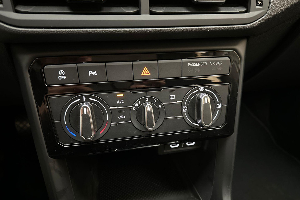 Volkswagen T-Cross (X466DS) met abonnement