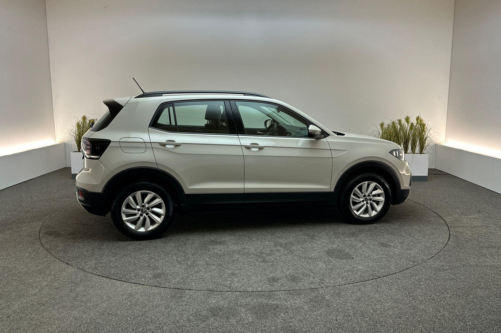 Volkswagen T-Cross (X466DS) met abonnement
