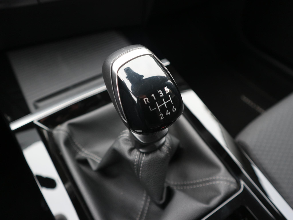 Opel Astra (T438GH) met abonnement