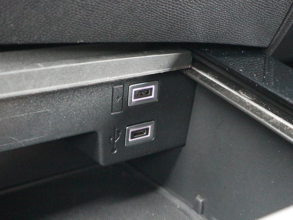 Opel Astra (T438GH) met abonnement