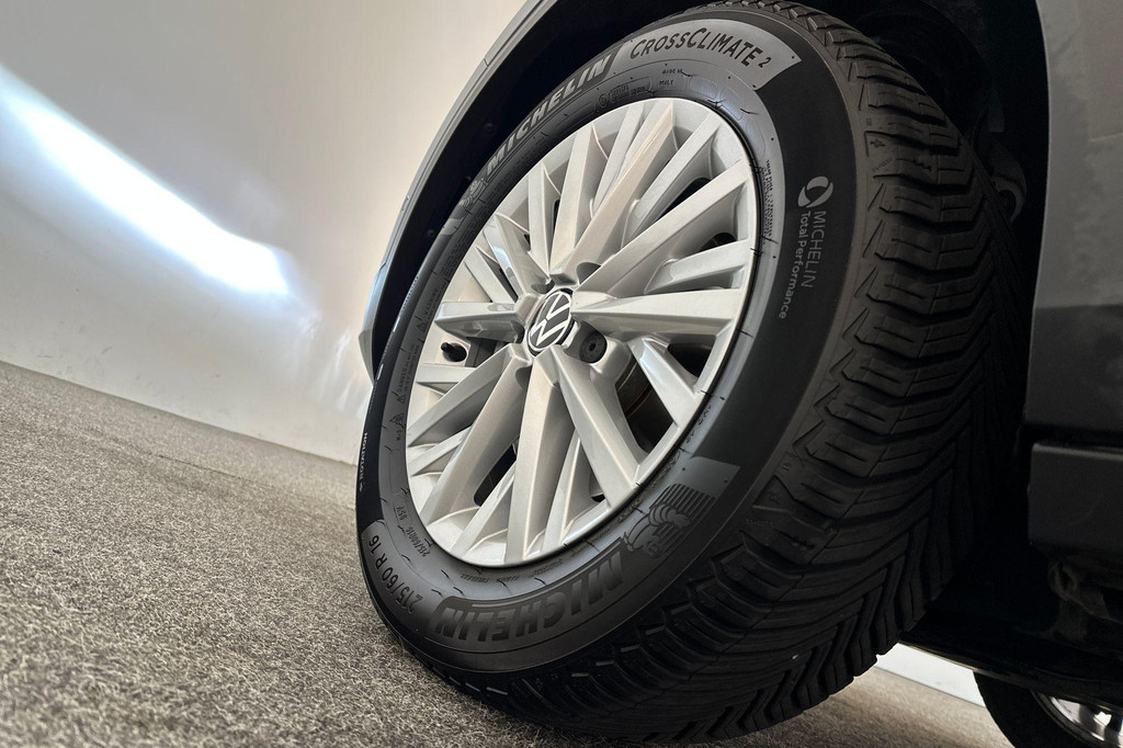 Volkswagen T-Roc (X462DS) met abonnement