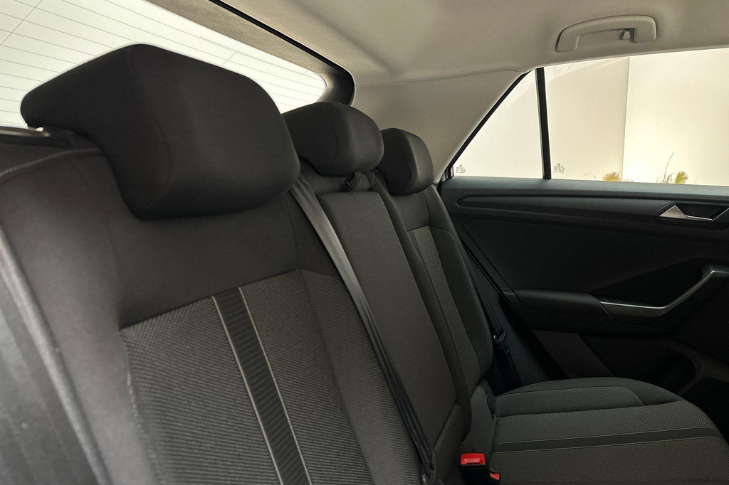 Volkswagen T-Roc (X462DS) met abonnement