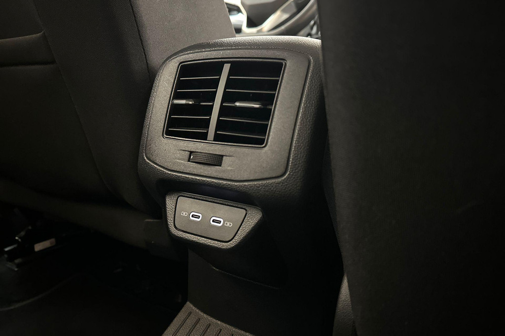 Volkswagen T-Roc (X462DS) met abonnement